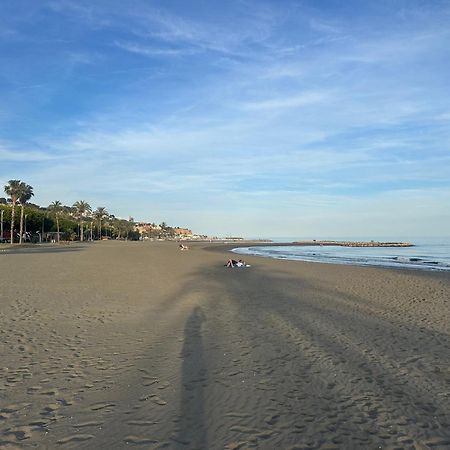 Apartamento Maui Beach En El Palo مالقة المظهر الخارجي الصورة