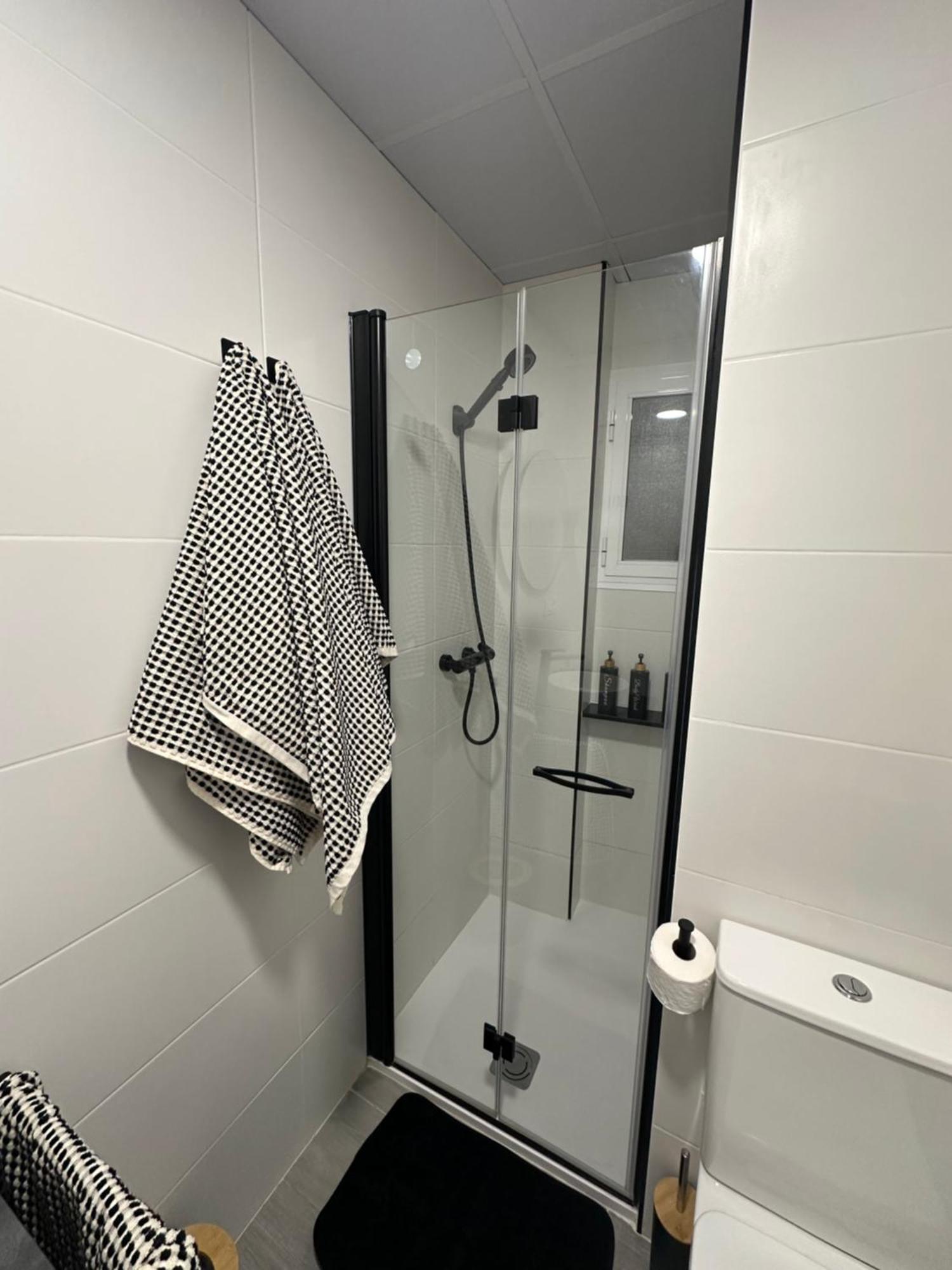 Apartamento Maui Beach En El Palo مالقة المظهر الخارجي الصورة