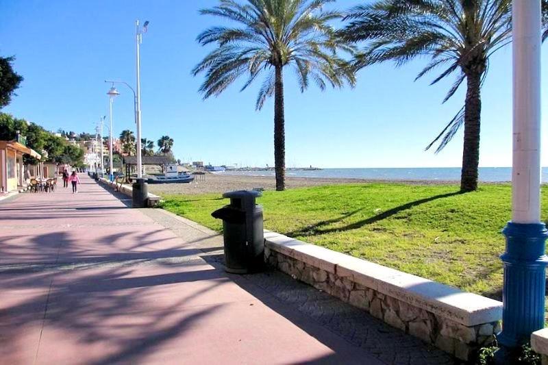 Apartamento Maui Beach En El Palo مالقة المظهر الخارجي الصورة