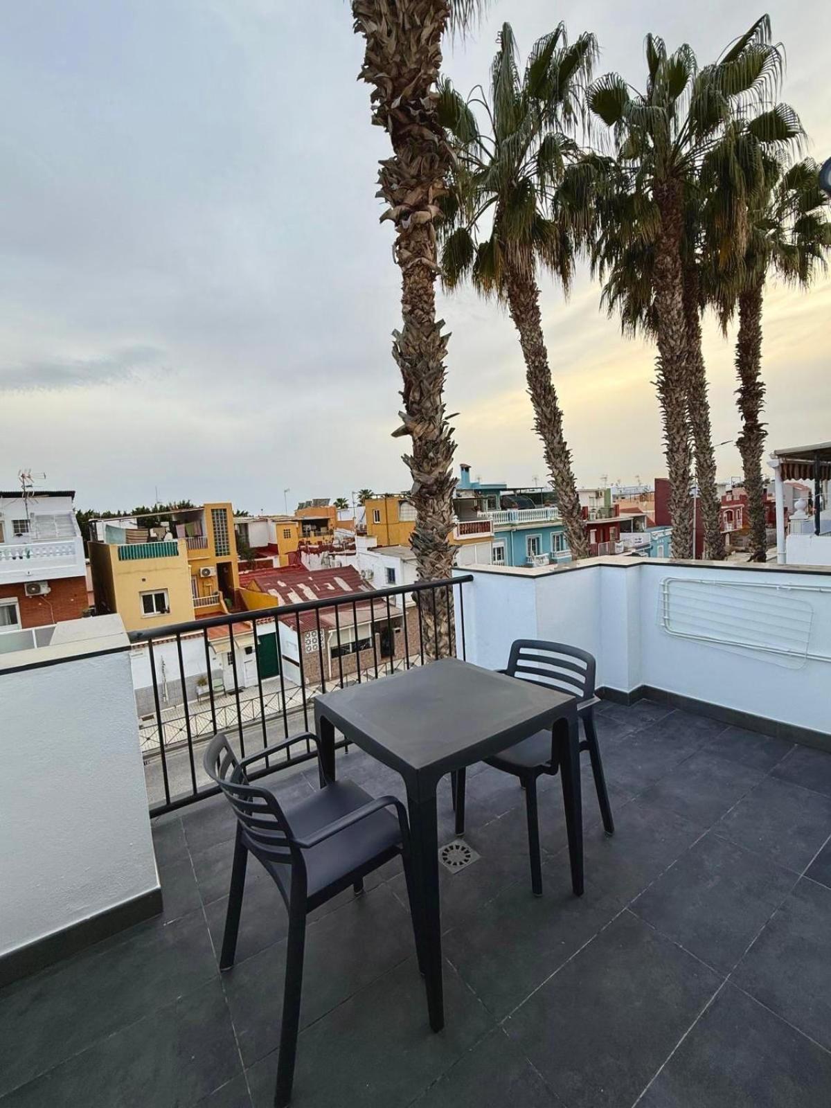 Apartamento Maui Beach En El Palo مالقة المظهر الخارجي الصورة